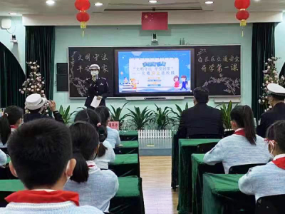 “宣传大使”“四度”发力&nbsp;助推安全文明交通