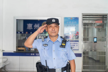 郑志忠：从警为民赤子心&nbsp;&nbsp;深耕基层铸忠诚