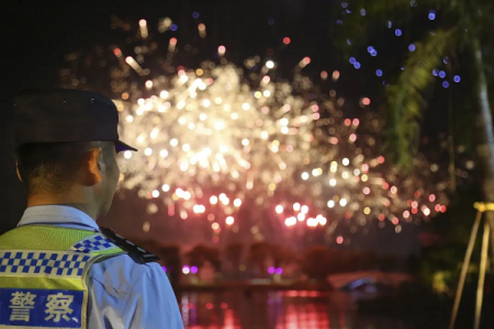 中秋国庆假期广东社会大局稳定治安秩序良好