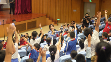 深圳公安2025年度常态化警营开放日罗湖分局专场活动举办