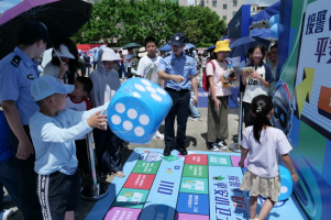 深圳公安开展常态化警营开放日坪山分局专场活动