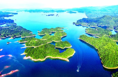 让天蓝地绿水清深入人心——生态环境立法开启环境法治新篇章