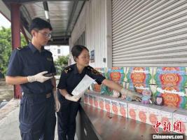 萝岗海关查获侵权“LABUBU”玩偶7536件